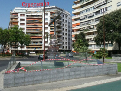 Vandalismo en la fuente de la Plaza de Cuba