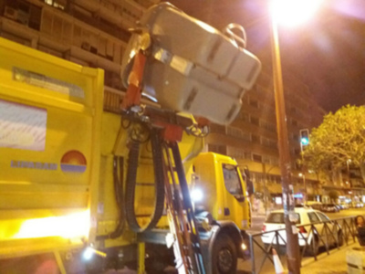 Sevilla encabeza el gasto por habitante en la recogida de residuos sólidos urbanos con una gasto anual de 94,00 euros por habitante año.