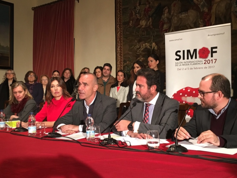 Conferencia en el SIMOF 2017, Salón Internacional de la Moda Flamenca, del 2 al 5 de febrero de 2017.