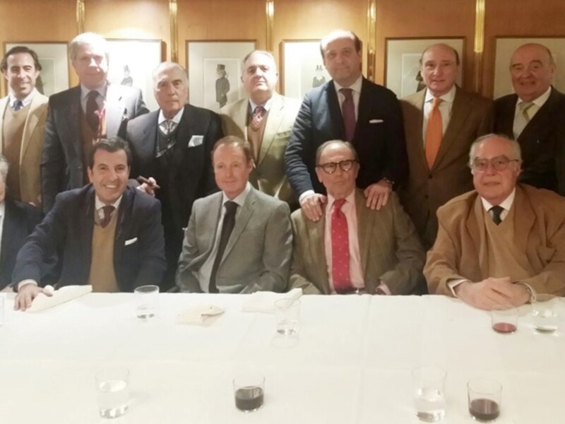 Pepe Luis Vázquez, invitado en la tertulia mensual del Real Club de Andalucía 'El Aero'