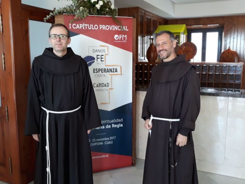 Monjes en el I Capítulo Provincial de la Orden Franciscana en Chipiona, España.