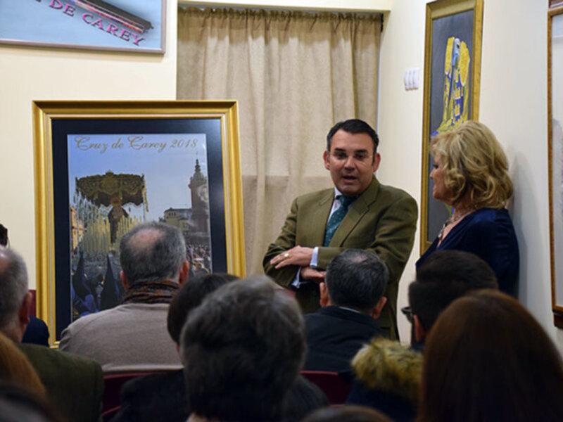 Presentación de la imagen 'Cruz de Carey 2018' en un evento público.