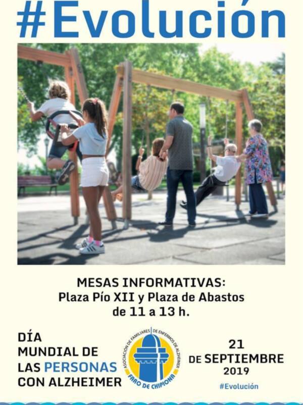 Familias disfrutando de una actividad en un parque, promoviendo la concienciación sobre el Alzheimer en el Día Mundial de las Personas con Alzheimer el 21 de septiembre de 2019.