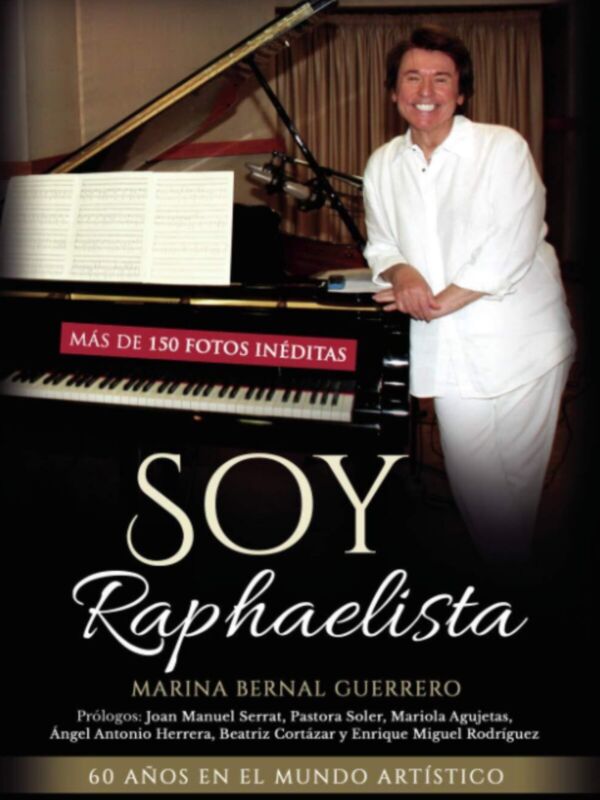 Retrato de artista con piano y música, con el título 'SOY' y detalles de 60 años de carrera.