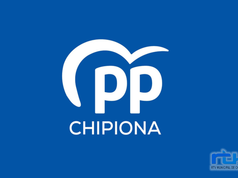 Logo de la Radio Municipal de Chipiona, con un diseño simple y moderno en azul y blanco.
