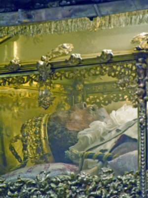 La autopsia del cuerpo del rey San Fernando concluye que su estado sigue igual desde hace 30 años