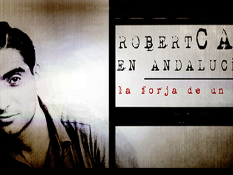 Retrato de Robert Capa con texto 'La forja de un mito' en español.