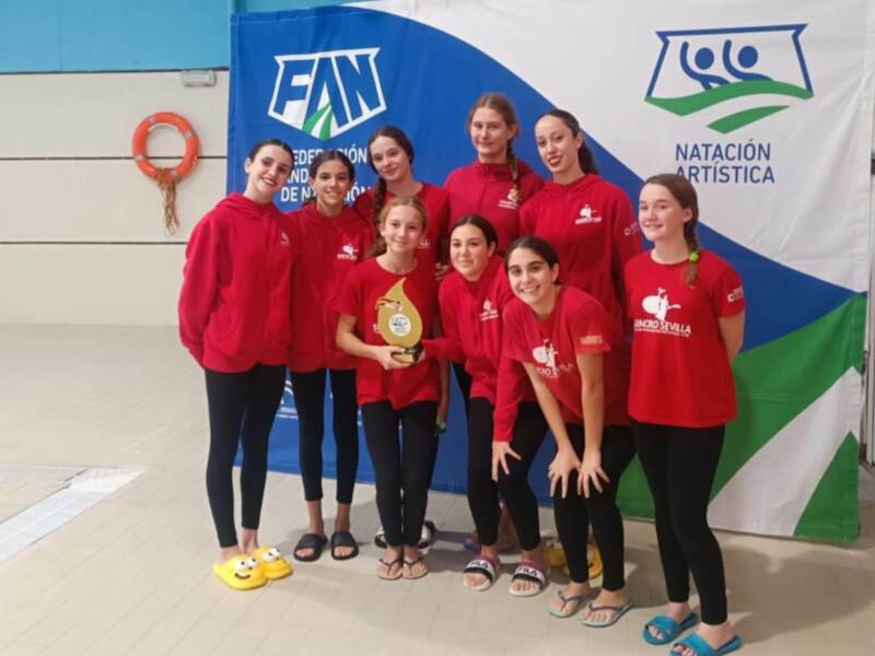 Doblete del Club Natación Sincro Sevilla en los Campeonatos de Andalucía de natación artística
