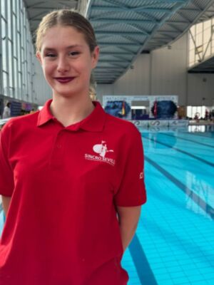 El Club Natación Sincro Sevilla apunta al Mundial infantil con Polina Blagodarnaya