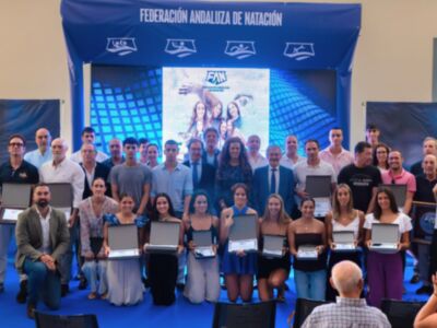 El Club Natación Sincro Sevilla, distinguido por la FAN 