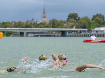 VIII Travesía del Guadalquivir Club Náutico Sevilla Brazadas Solidarias