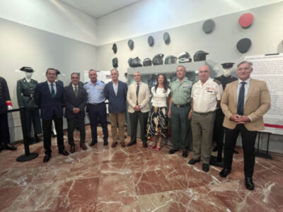 Sevilla revive la historia de la Guardia Civil con una exposición única