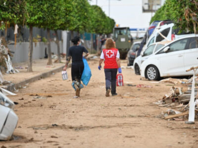 Un año después de la DANA, Cruz Roja ha materializado ya el 54% de las donaciones y atendido a más de 143.000 personas afectadas