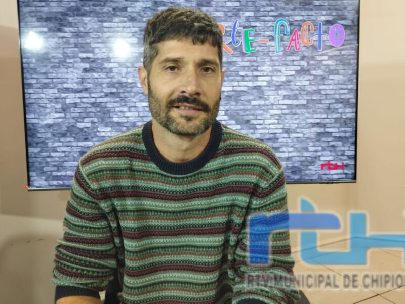 Tano Guzmán anima a disfrutar desde hoy del ciclo de conferencias  sobre la historia y la arqueología que se ofrece en Chipiona 