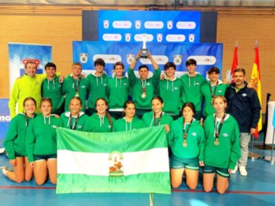 La selección andaluza de remo en edad escolar, subcampeona de España 