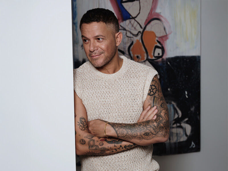 'Cuando nadie me ve', la serie documental original Movistar Plus+ sobre Alejandro Sanz que revela al hombre detrás del icono