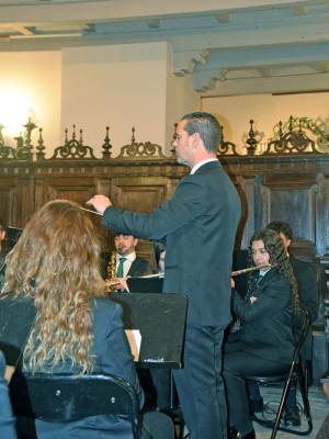La Banda Municipal de Higuera de la Sierra acompañará a la Virgen de la Esperanza de Alcalá del Río el Miércoles Santo de 2026
